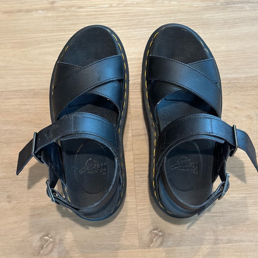 Dr Martens Sandal